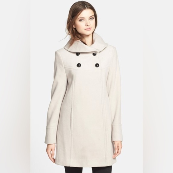 Larry Levine for Nordstroms Jackets & Blazers - Larry Levine (From Norstroms) Babydoll Blush Colored Coat Size 12